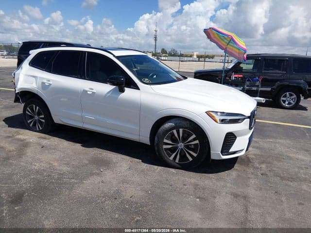 2024 VOLVO XC60 B5 CORE DARK THEME