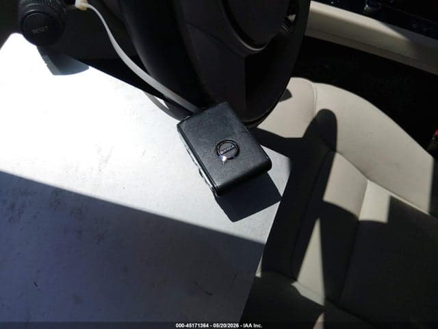 2024 VOLVO XC60 B5 CORE DARK THEME 11