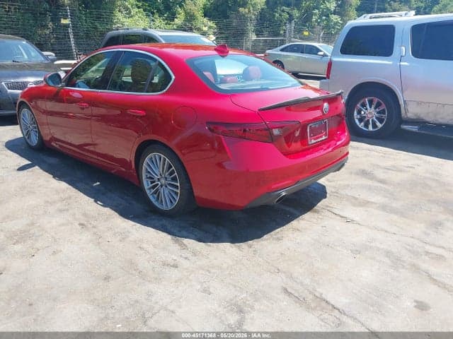 2017 ALFA ROMEO GIULIA TI RWD 3