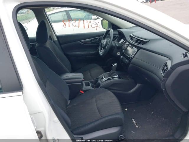 2019 NISSAN ROGUE S 5