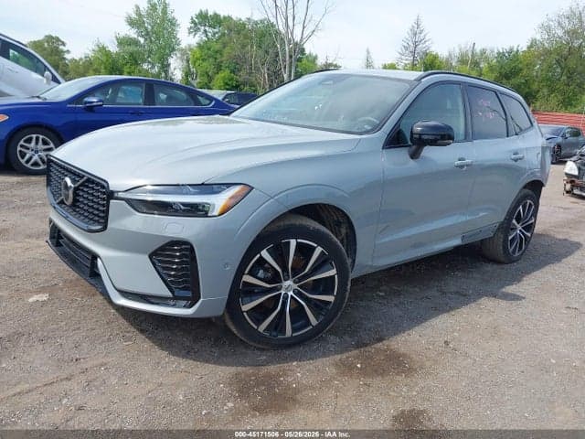 2024 VOLVO XC60 B5 PLUS DARK THEME 2