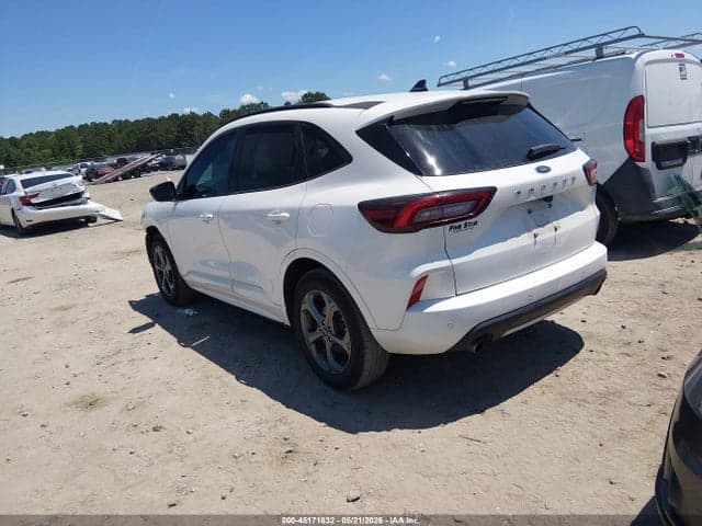 2024 FORD ESCAPE ST-LINE 3