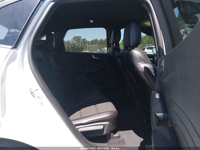 2024 FORD ESCAPE ST-LINE 8