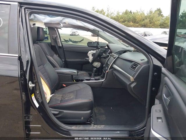 2017 TOYOTA CAMRY SE 5
