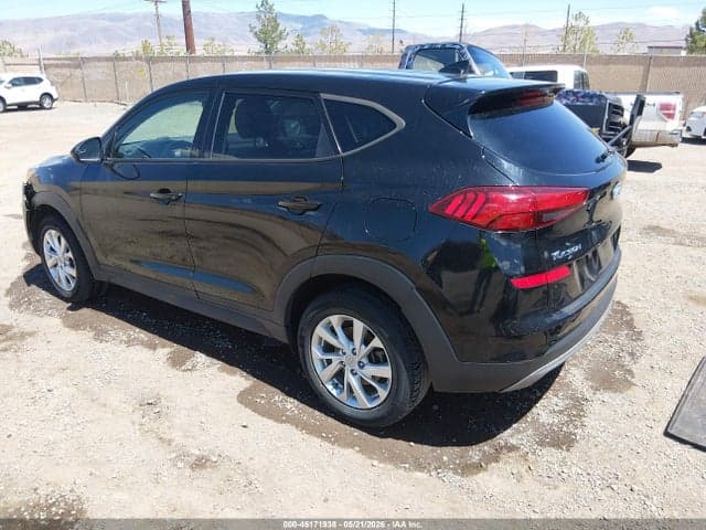 2021 HYUNDAI TUCSON SE 3