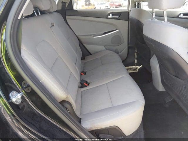 2021 HYUNDAI TUCSON SE 8