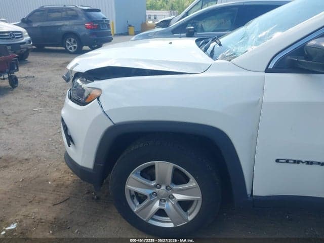 2022 JEEP COMPASS LATITUDE 4X4 17