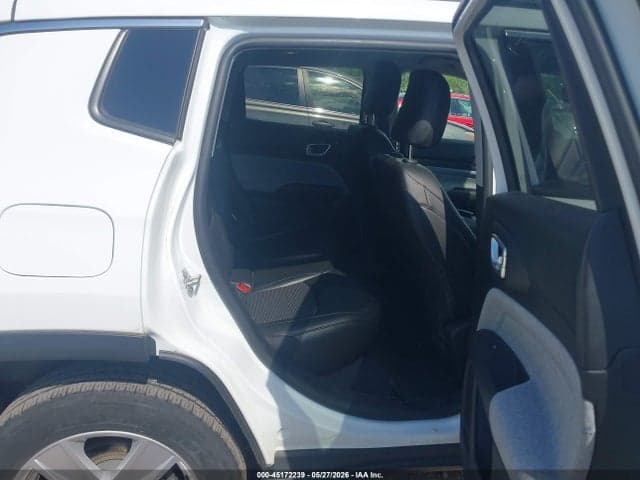 2022 JEEP COMPASS LATITUDE 4X4 8