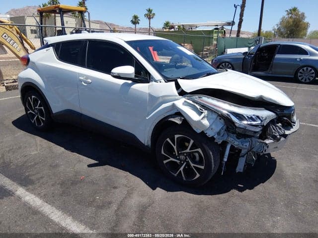 2021 TOYOTA C-HR XLE - 1