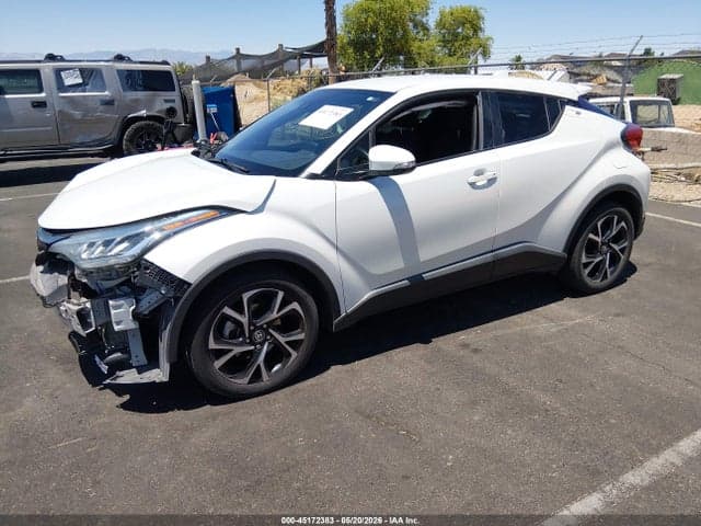 2021 TOYOTA C-HR XLE 2