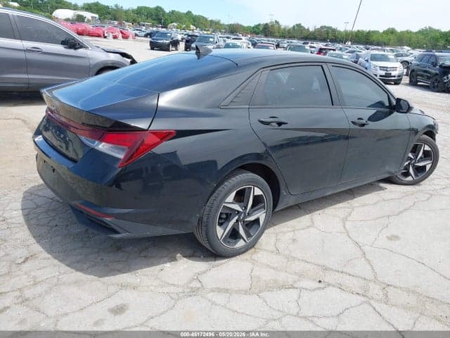 2023 HYUNDAI ELANTRA SEL 4