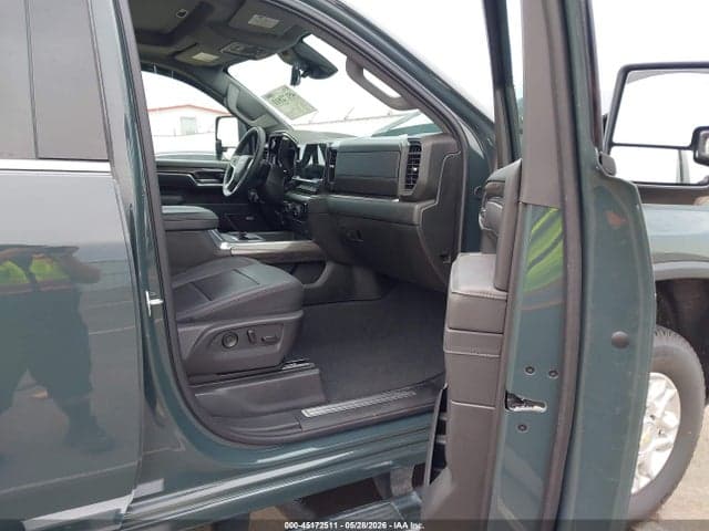2025 CHEVROLET SILVERADO 2500HD 4WD STANDARD BED LTZ 8