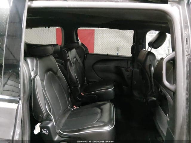 2018 CHRYSLER PACIFICA LIMITED 8