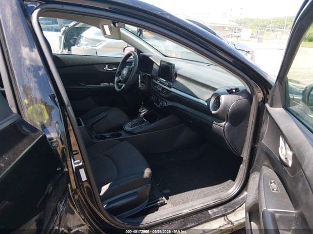 2019 KIA FORTE LXS 5