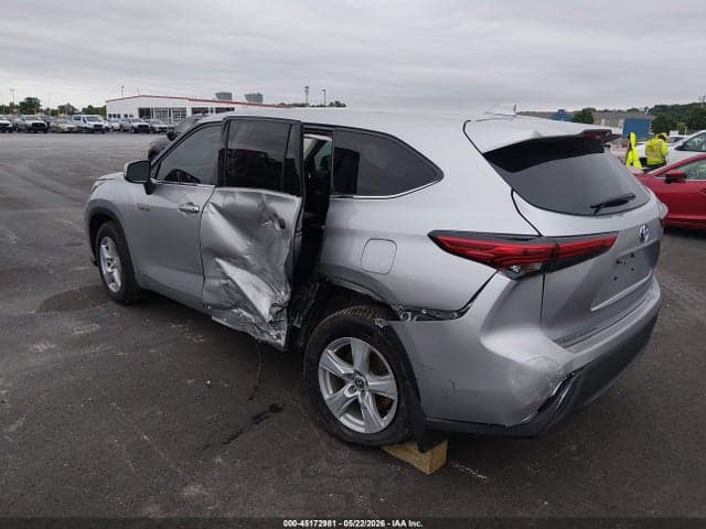2020 TOYOTA HIGHLANDER HYBRID LE 3