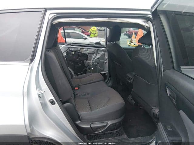 2020 TOYOTA HIGHLANDER HYBRID LE 8