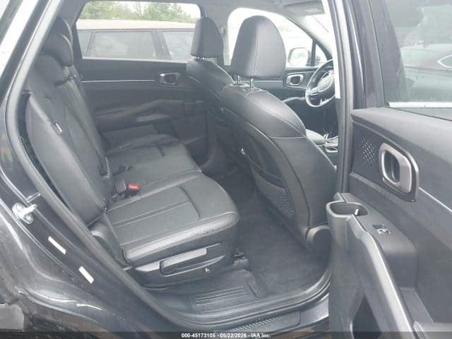 2025 KIA SORENTO S 8