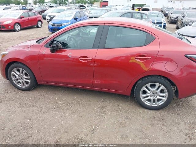 2017 TOYOTA YARIS IA 14