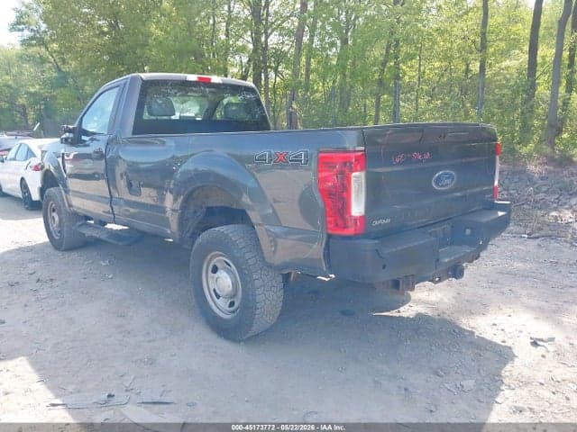 2017 FORD F-350 XL 3