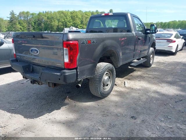 2017 FORD F-350 XL 4