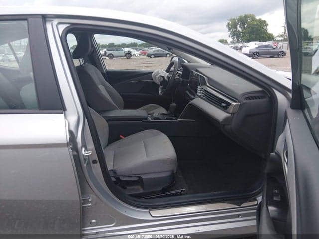 2025 TOYOTA CAMRY LE 5