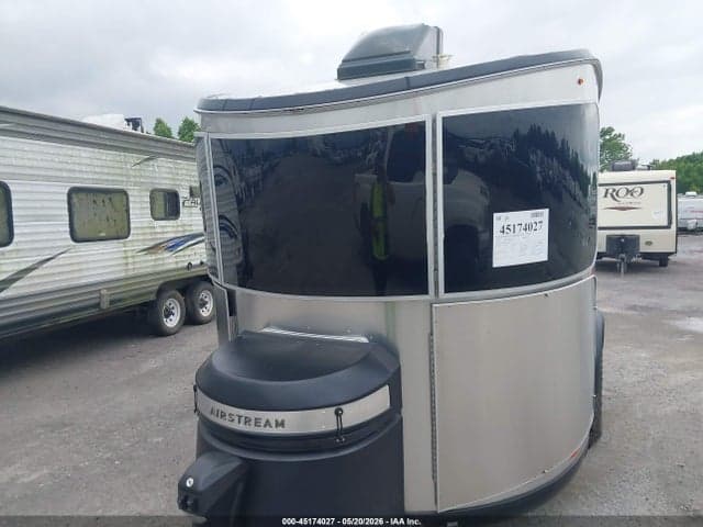 2019 AIRSTREAM OTHER 10
