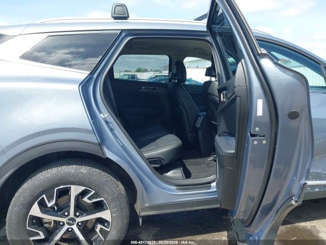 2025 KIA SPORTAGE EX 8