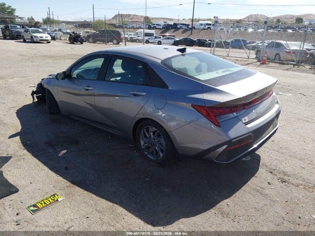 2024 HYUNDAI ELANTRA HYBRID BLUE 3