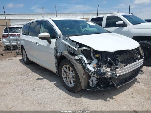 2023 CHRYSLER PACIFICA TOURING L 1