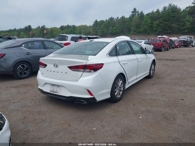 2018 HYUNDAI SONATA SE 4