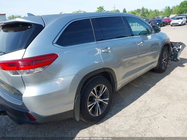 2018 TOYOTA HIGHLANDER LE PLUS 4