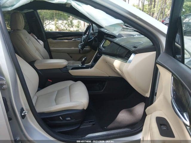 2017 CADILLAC XT5 STANDARD 5
