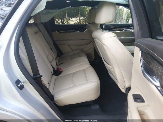 2017 CADILLAC XT5 STANDARD 8