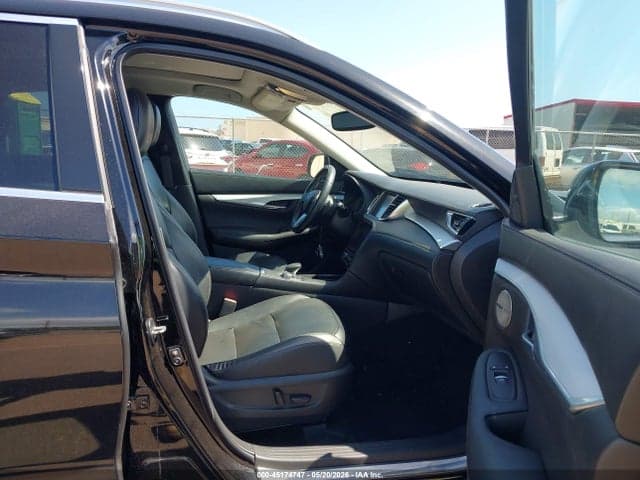 2019 INFINITI QX50 ESSENTIAL 5