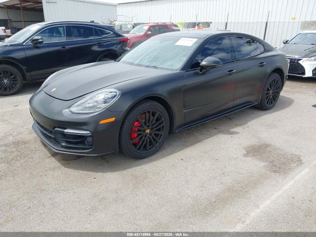 2020 PORSCHE PANAMERA GTS 2