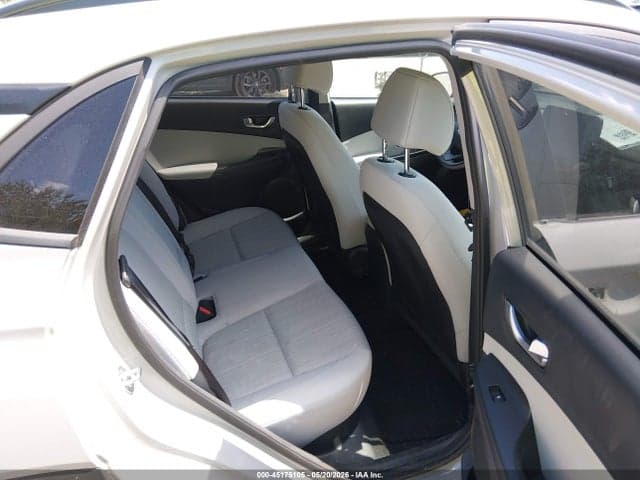 2022 HYUNDAI KONA SEL 8