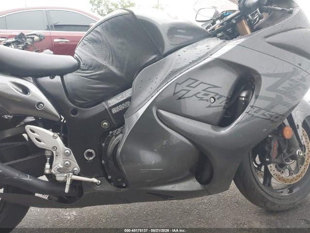 2020 SUZUKI GSX1300 RA 8