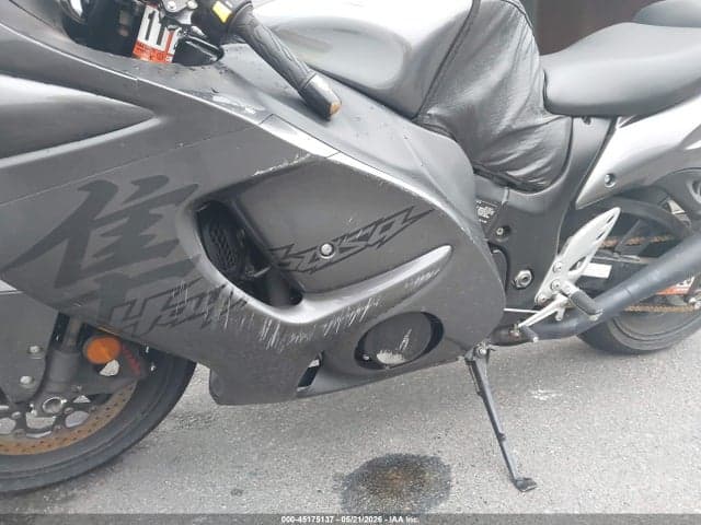 2020 SUZUKI GSX1300 RA 9