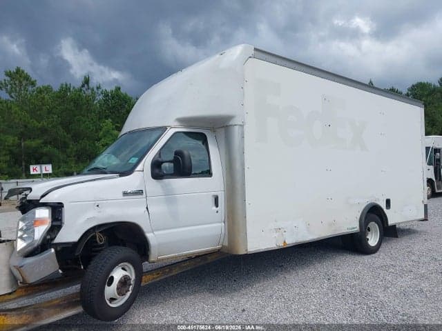 2021 FORD E-450 CUTAWAY 1