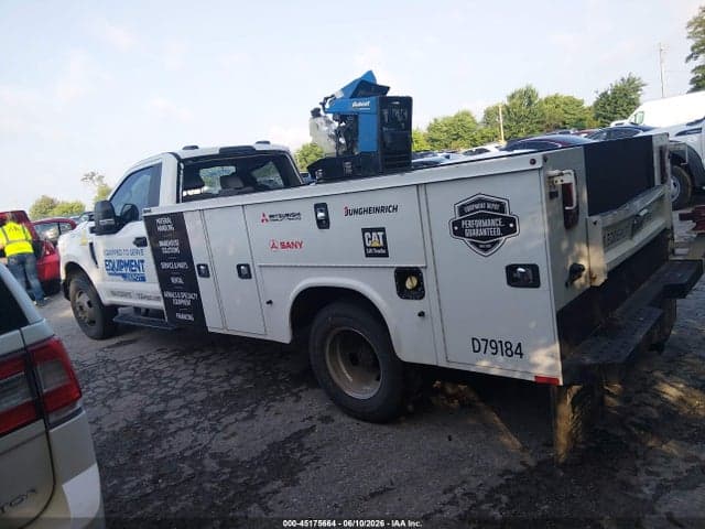 2022 FORD F-350 CHASSIS XL 15