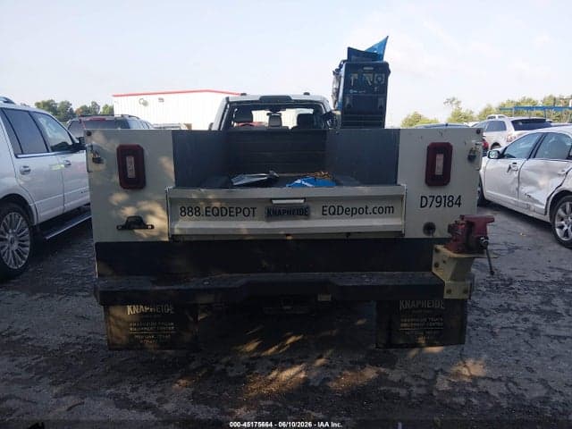 2022 FORD F-350 CHASSIS XL 16