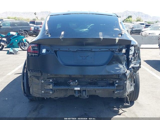 2022 TESLA MODEL X 17