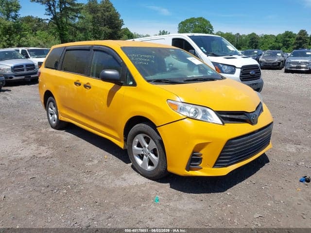 2020 TOYOTA SIENNA L 1
