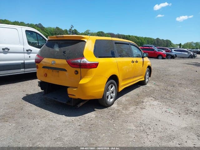 2020 TOYOTA SIENNA L 4