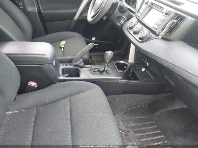2018 TOYOTA RAV4 LE 5