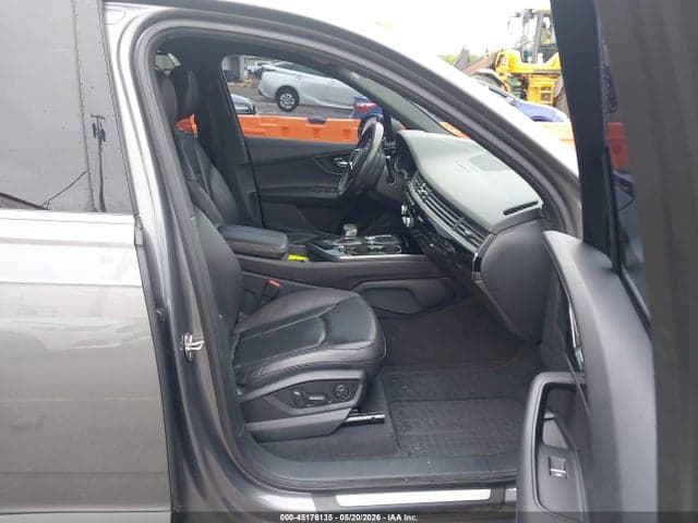 2017 AUDI Q7 3.0T PREMIUM 5