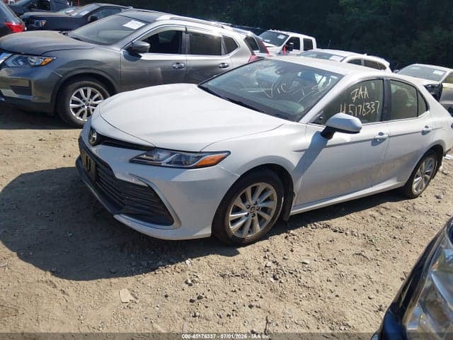 2022 TOYOTA CAMRY LE 2