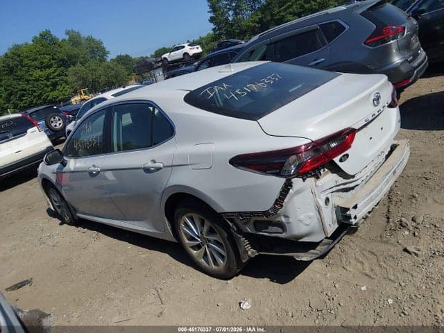 2022 TOYOTA CAMRY LE 14