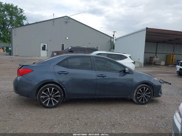 2018 TOYOTA COROLLA SE 13