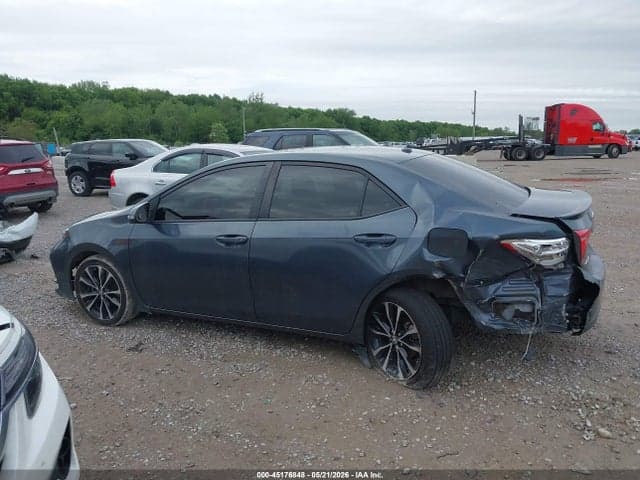 2018 TOYOTA COROLLA SE 14